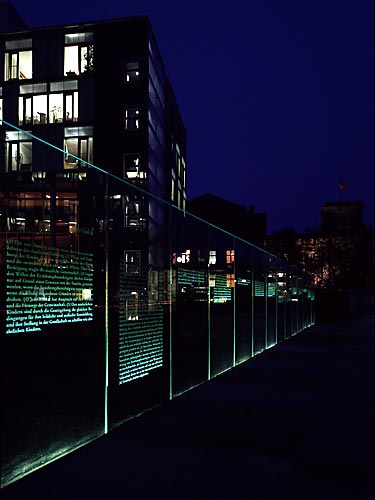 Unterkonstruktion für Glaswand, Foto: Jens Liebchen