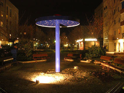 Drehbare Kunst-Leuchtsäule, Foto: Kurt Buchwald