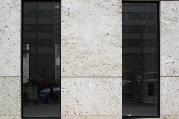 Metallfensterverglasung und Türen, Foto: Christian Fittkau