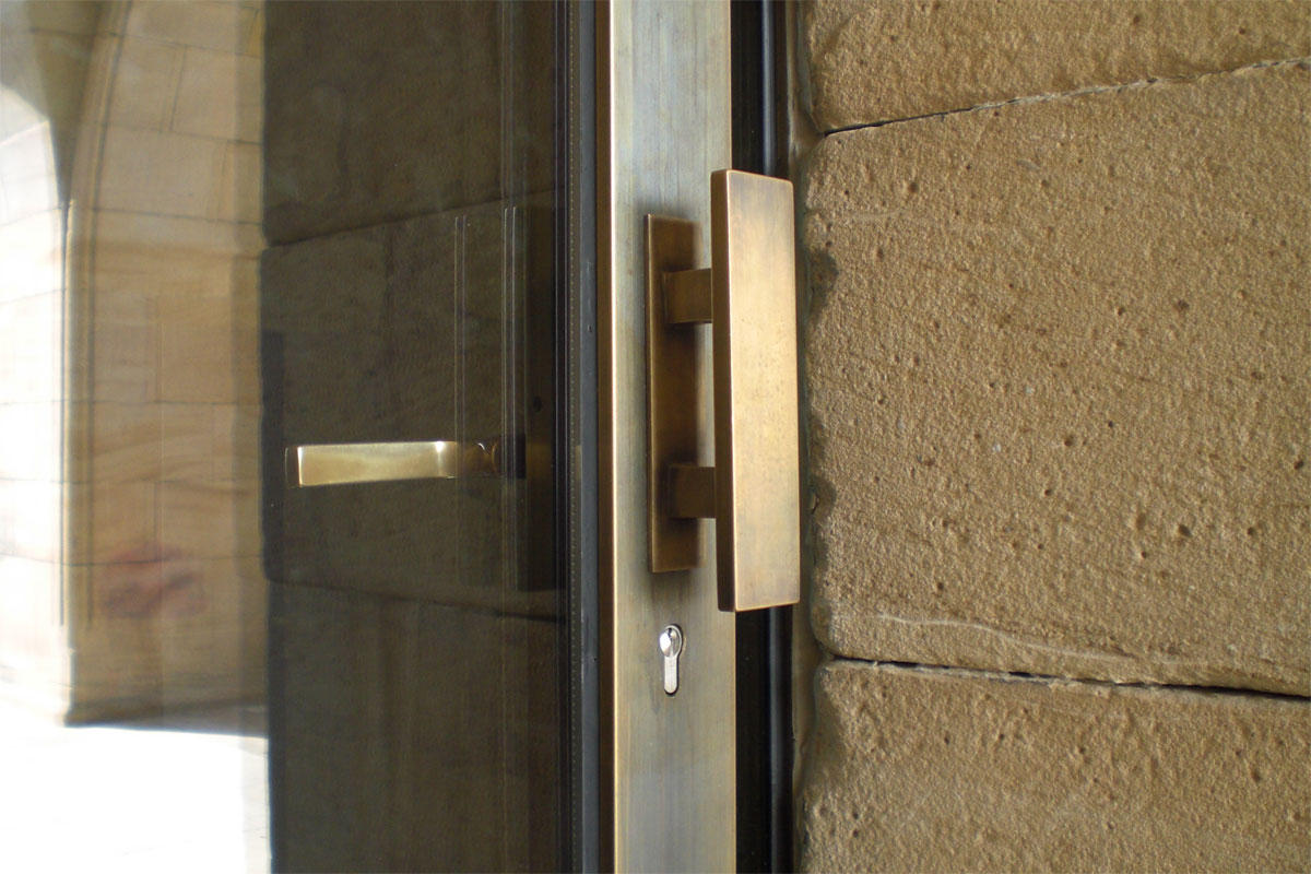  Hambacher Castle - detail door handle