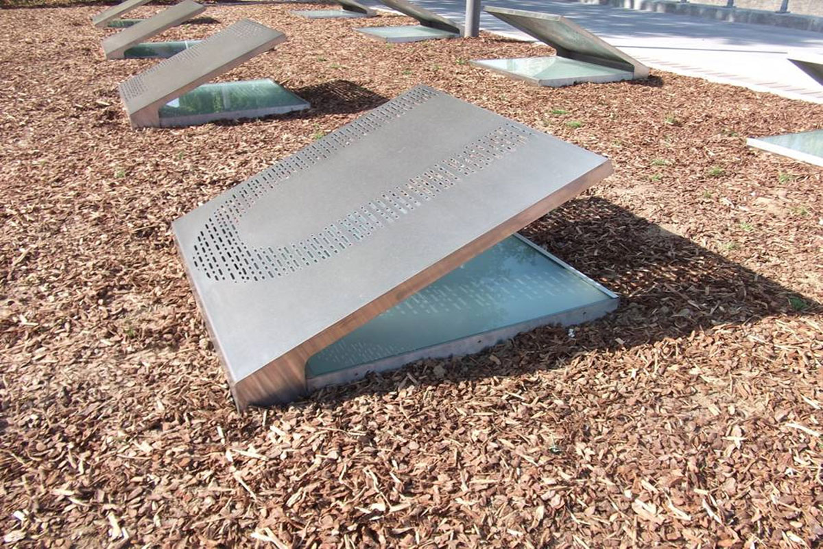 Beleuchtete Buchstaben, Foto: Sébastien Gschwind